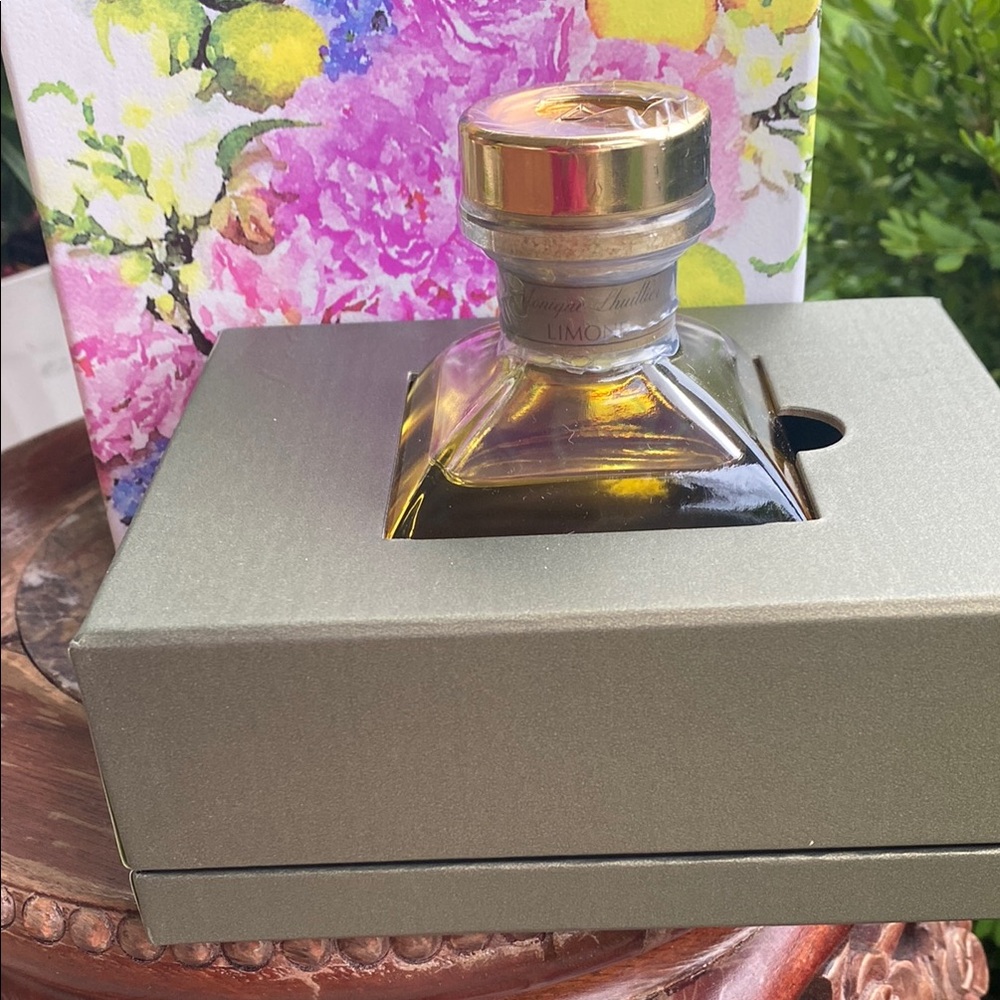 Monique Lhuillier Citrus Limone AirEssence Diffuser - opened box - Picture 4 of 14